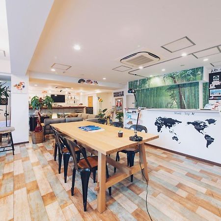 Ark Guest House Namba Ōsaka Extérieur photo